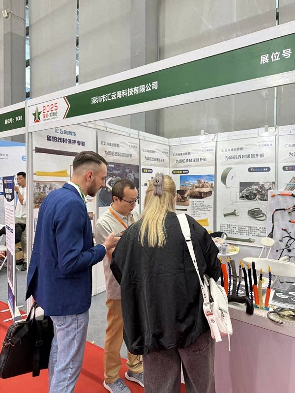 汇云海军博会“爆馆”背后：中国编织网管产业的各国进击